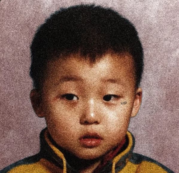 Ese Curtis portfolio background image